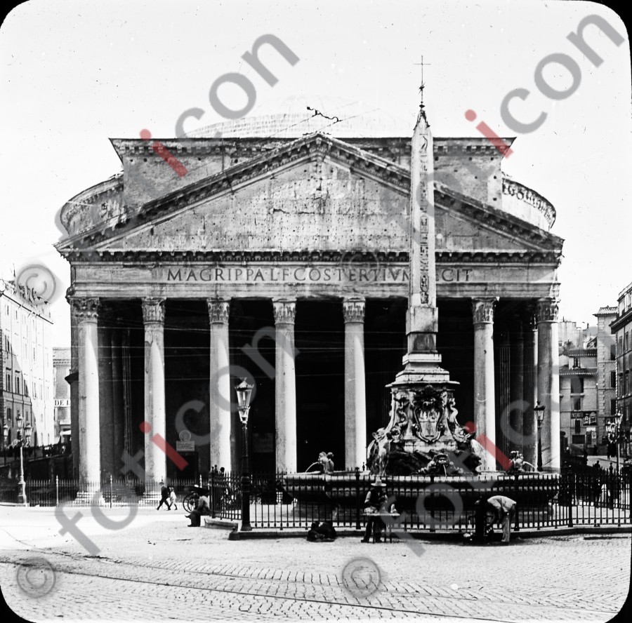 Das Pantheon | The Pantheon - Foto foticon-simon-025-001-sw.jpg | foticon.de - Bilddatenbank für Motive aus Geschichte und Kultur